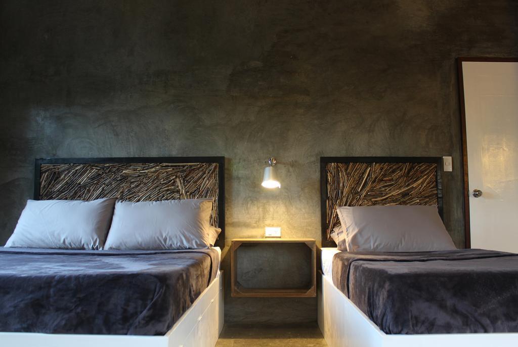 812 Angol Boracay Bilik gambar